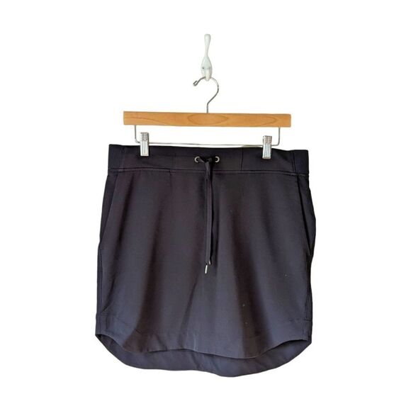 ATHLETA Midtown Sweat Wicking Athleisure Drawstring Travel Skirt Sz M - Picture 5 of 9
